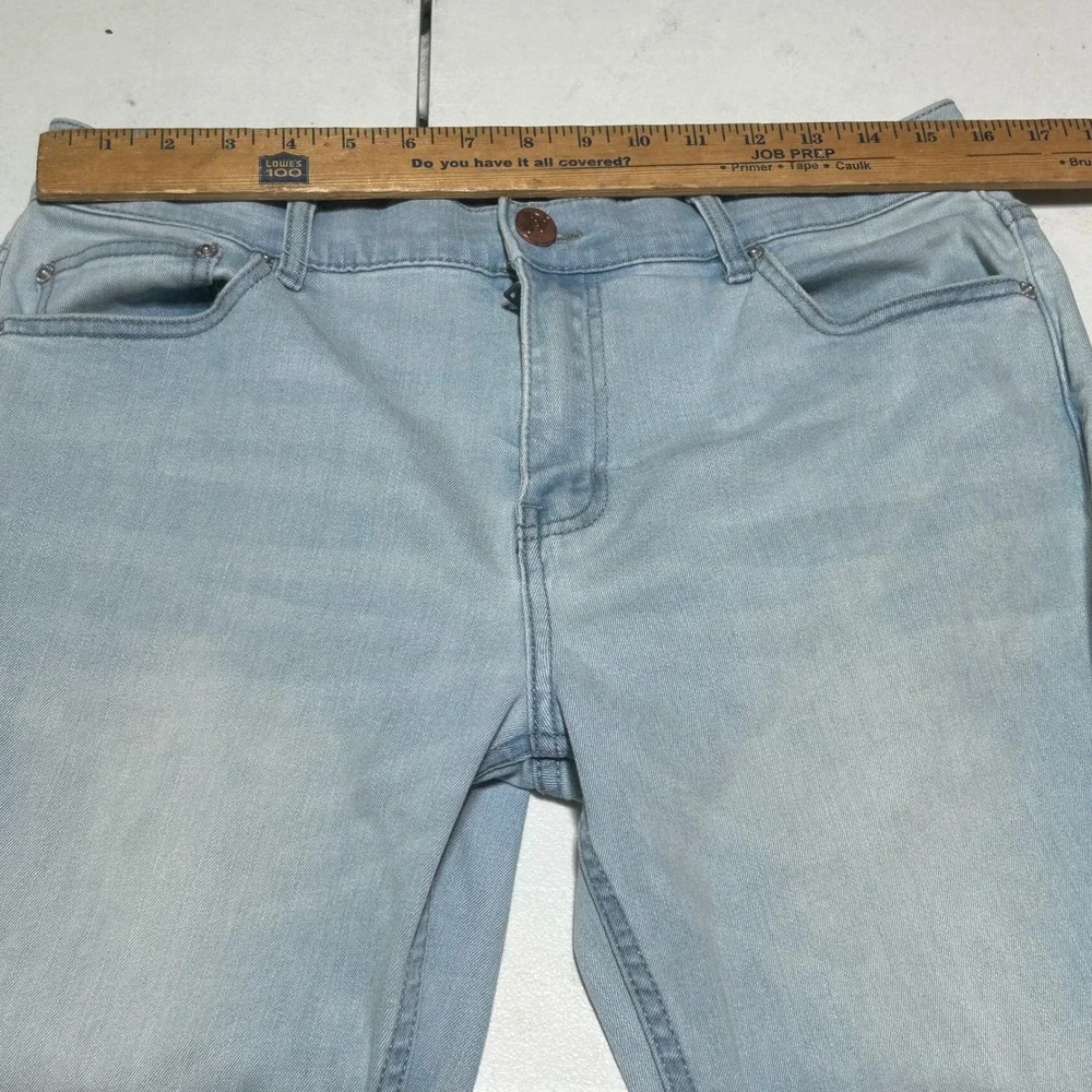 Mugsy Jeans Grands Light Wash Slim Fit Stretch Denim FLX4NSL 33x32 Mens Blue